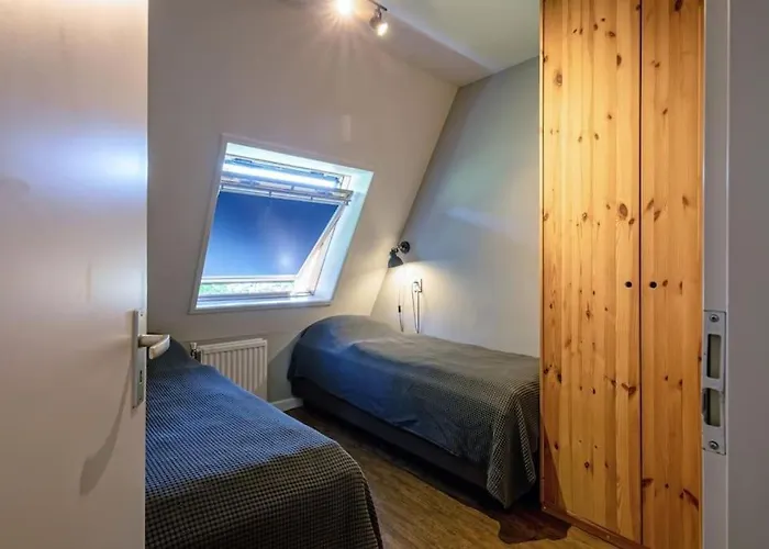 Heerlijk Op Texel Vlakbij Bos En Zee. *