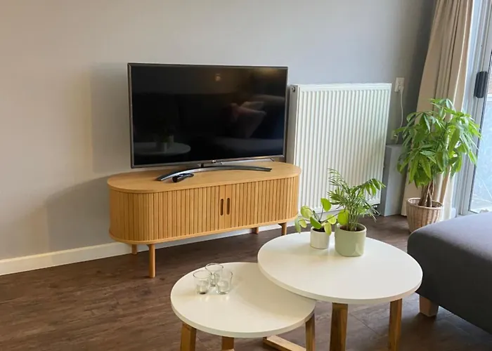 Heerlijk Op Texel Vlakbij Bos En Zee. Apartament *